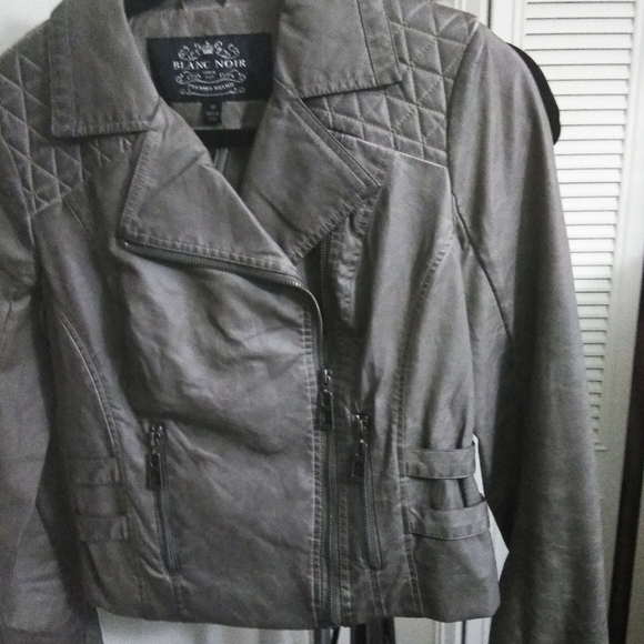 Jacket - Picture 1 of 1